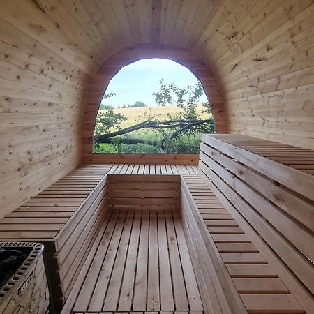 Loft Apartment Mit Grosser Badewanne A Mugeln Kültér fotó