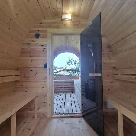 Loft Apartment Mit Grosser Badewanne A Mugeln Kültér fotó