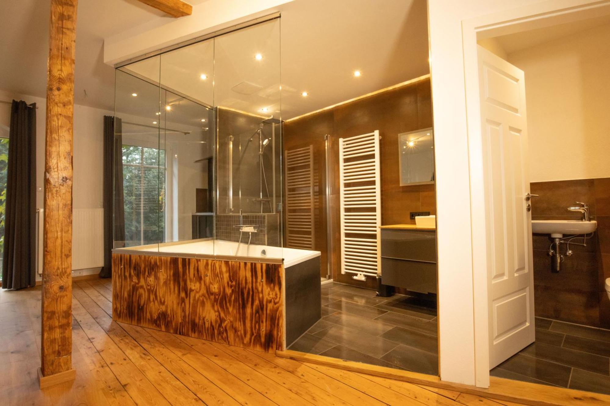 Loft Apartment Mit Grosser Badewanne A Mugeln Kültér fotó