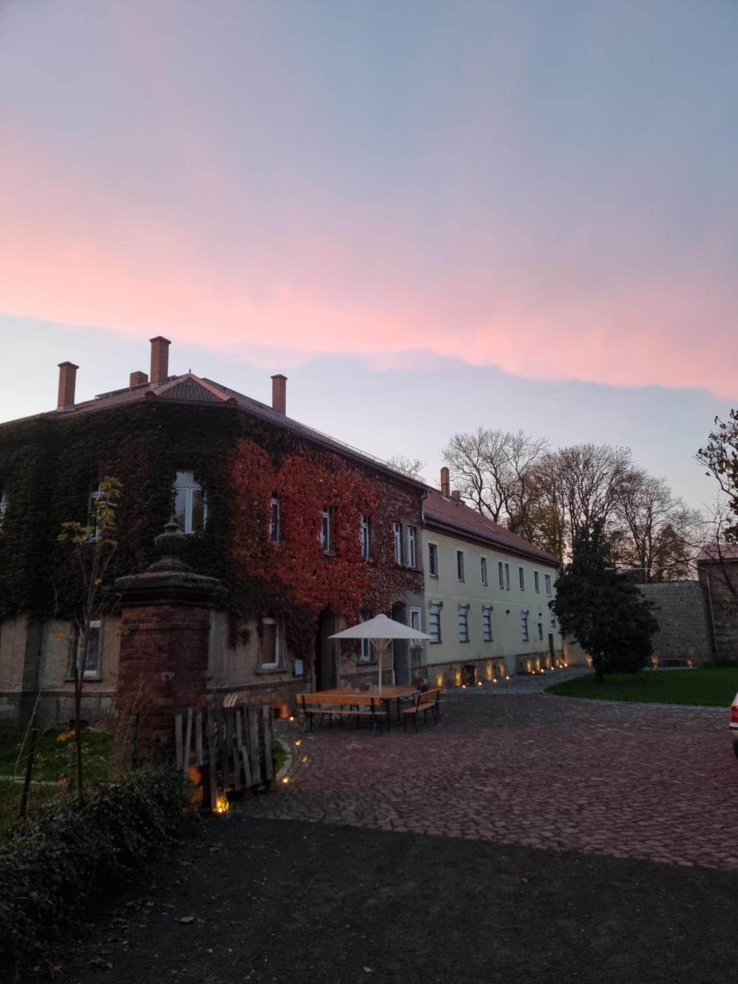 Loft Apartment Mit Grosser Badewanne A Mugeln Kültér fotó